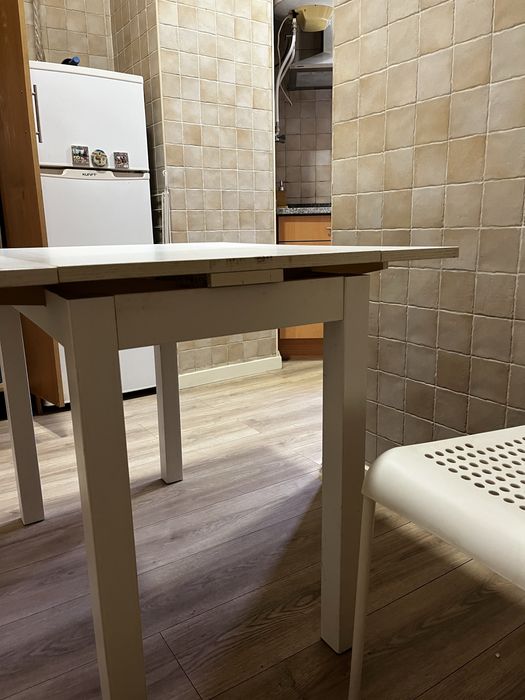 Mesa de jantar extensível IKEA