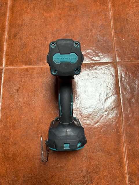 Berbequim Combinado 40V XGT 140Nm Makita HP001GZ