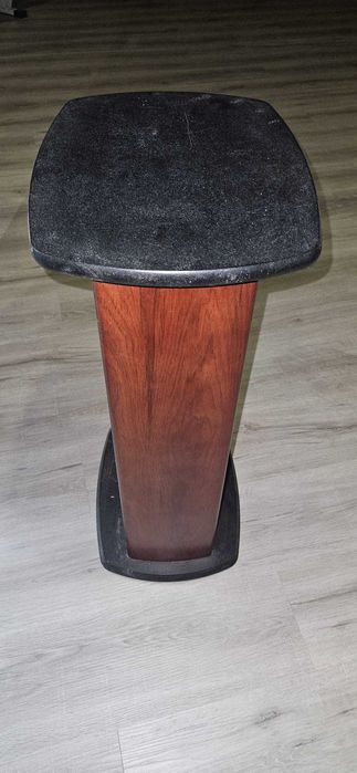 Móvel de suporte para CD´s