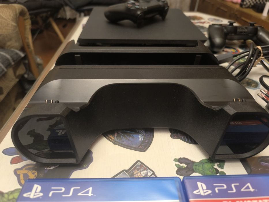 Sony PlayStation 4 Slim 1Tb