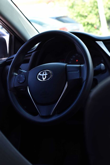 Toyota Corolla 2017р. 1.3 бензин офіційна [Перший внесок від 20%]