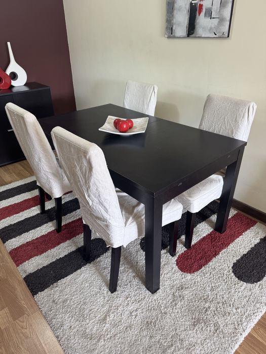 Mesa extensivel castanho escuro