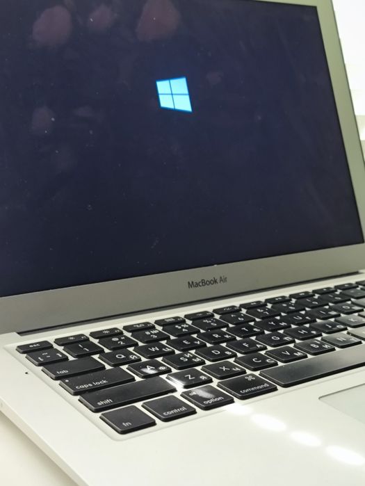 MacBook Air у гарному стані