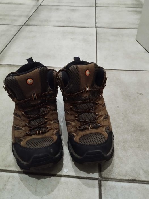 Взуття оригіна в дуже хорошому стані