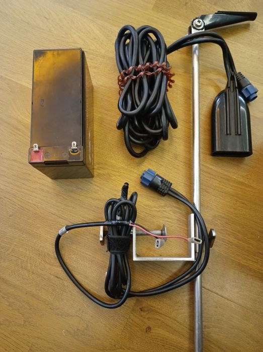 Lowrance Elite 5 chirp + карта NAVIONICS Gold