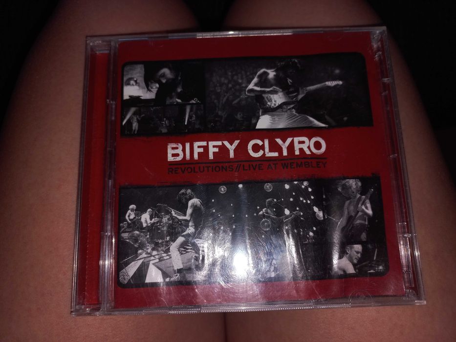 Biffy Clyro Revolutions Live At Wembley h