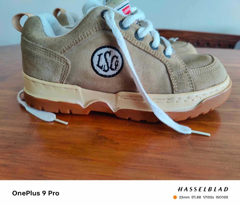 Sapatos Levi's Vintage tam. 42 estado novo, raros!