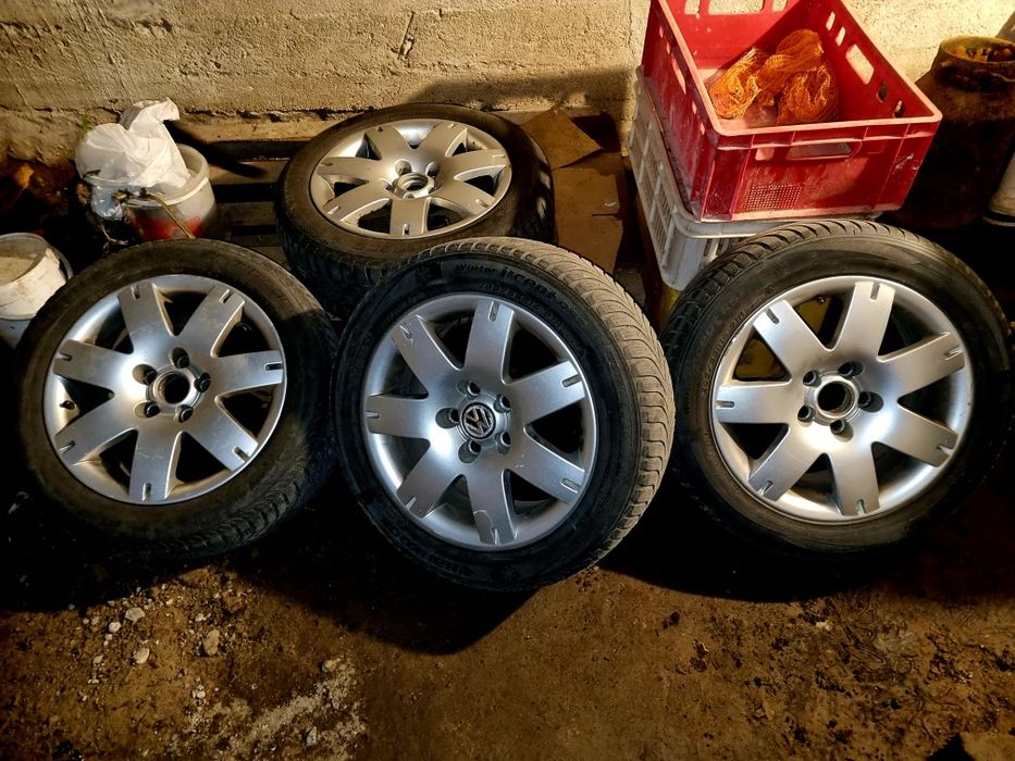 Alufelgi 5x112 r16. Oryginalne z Passata B5FL