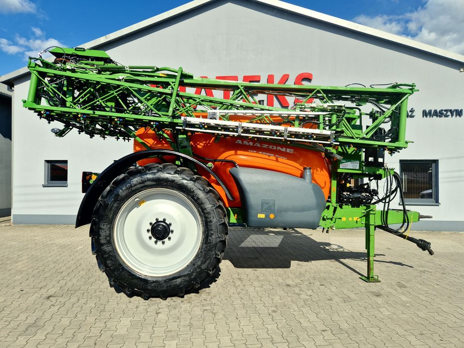 Opryskiwacz Amazone UX 4200 36 2011r GPS Amatron3 Skrętne koła DC