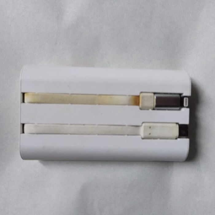 Павербанк на 10000