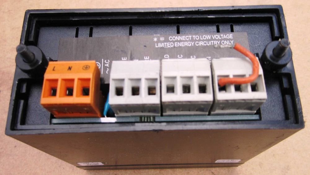 OMEGA Process Meter425906535453184002