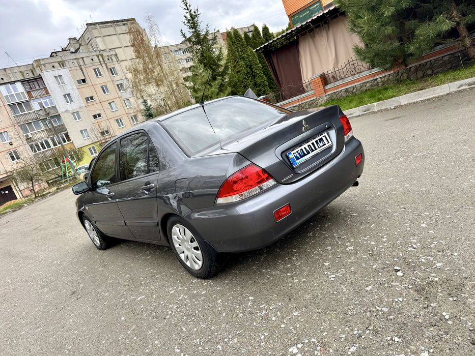 Продам Митсубиси Лансер