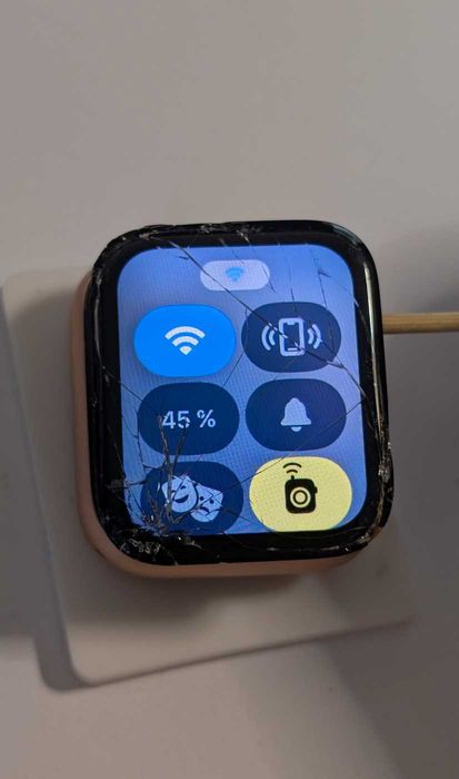 Під переклей тільки екран модуль apple watch se ii 5 40 тач працює
