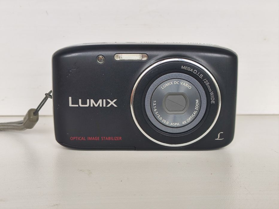 Фотоапарат Panasonic Lumix DMC-S2