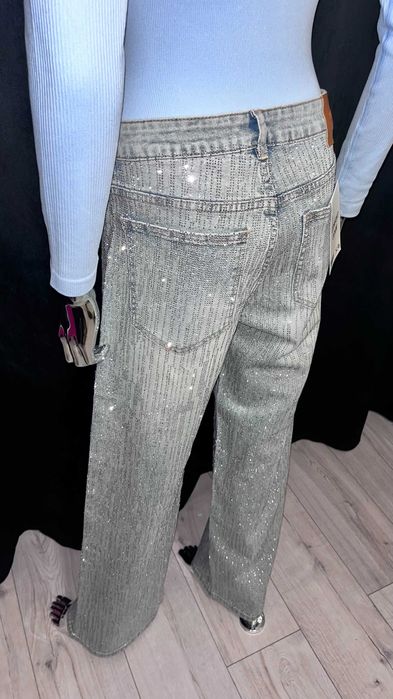 Jeansy w cyrkonie, całe się mienią :) spodnie premium!