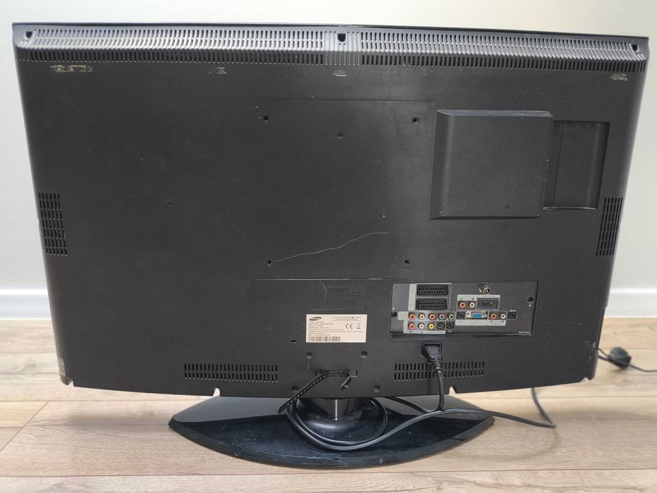Telewizor LCD Samsung LE32S62B Stan Dobry org pilot kabel zasilający