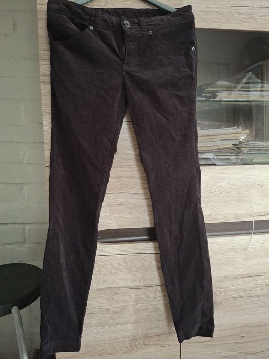 Sztruksy brązowe rurki Benetton xs s