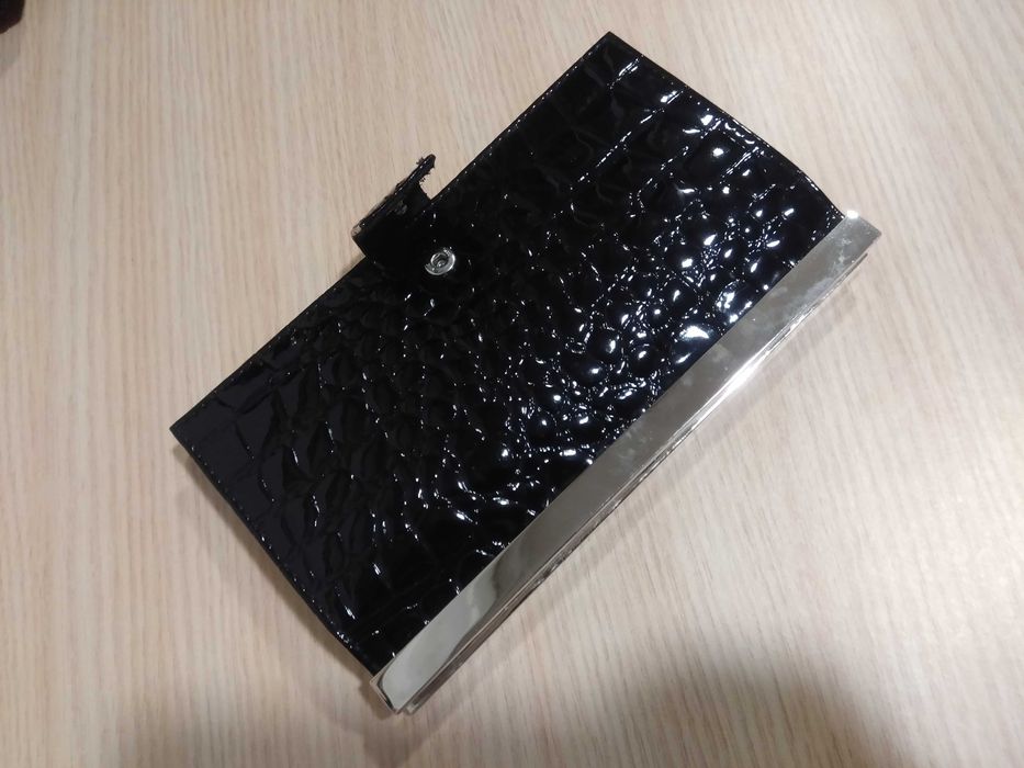 Carteira / porta moedas nova, pele sintéctica efeito crocodilo Parfois