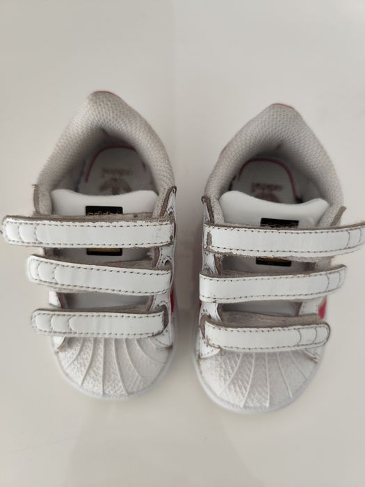 Sapatilhas adidas Superstar brancas e rosas tamanho 20