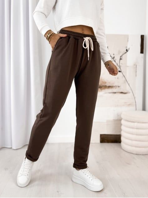 Czekoladowe spodnie bawełniane z wysokim stanem Varlesca chicaca L - X