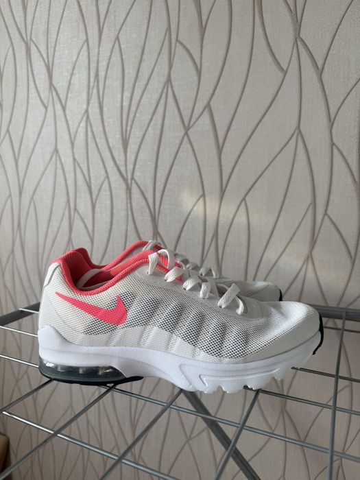 Кросівки nike air max invigor для бігу/спорту, 38 розмір