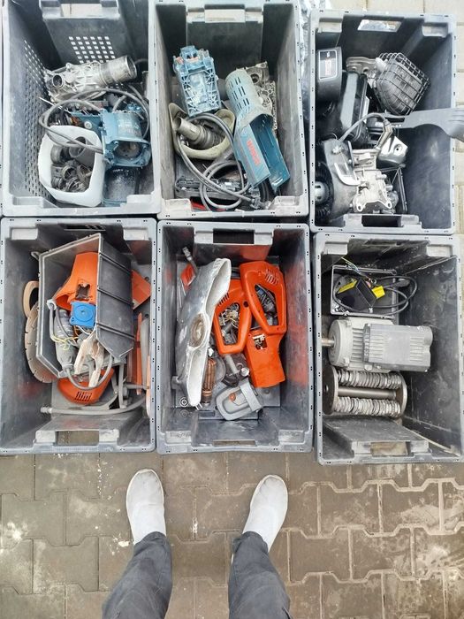 Części do różnych maszyn - Husqvarna , Bosch , Dewalt + Silniki