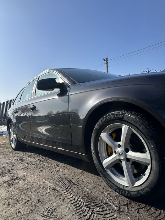 Продам а4б8 2011 рік Швейцарія