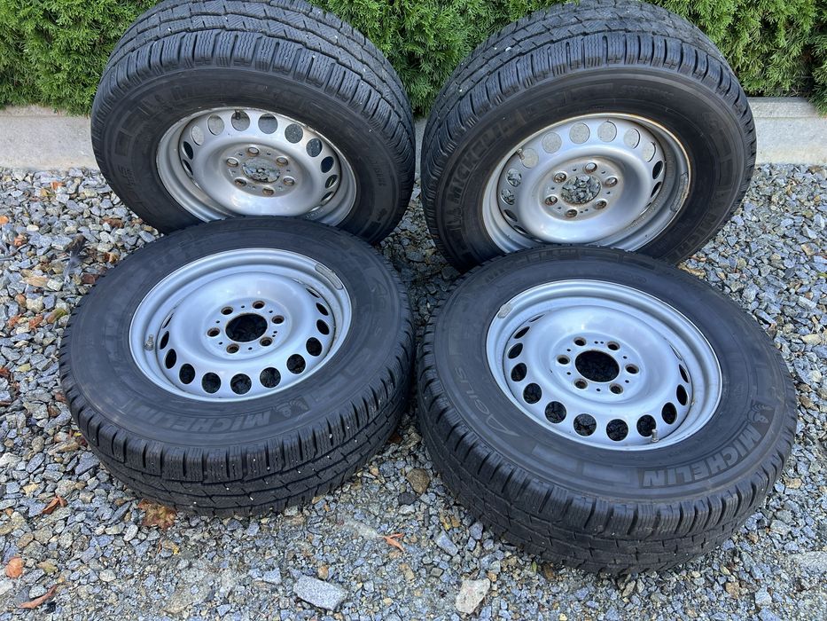 Kola Mercedes Sprinter Michelin 235/65/R16