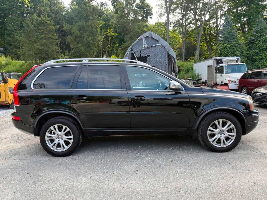 Volvo XC90      2013
