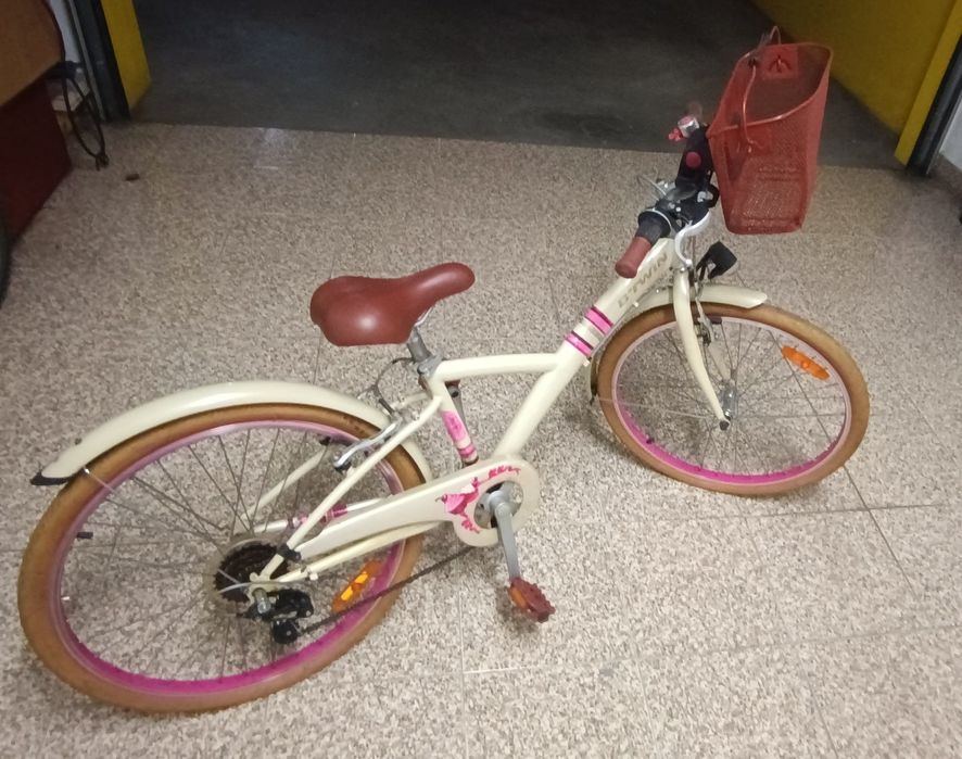 Bicicleta menina BTWIN roda 24