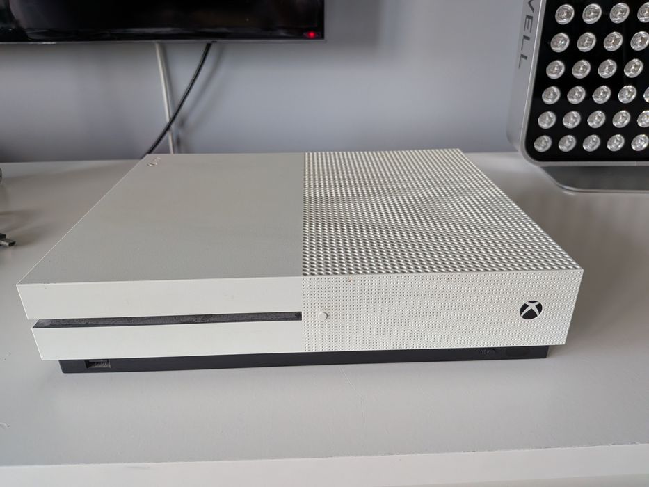 Konsola Xbox One S
