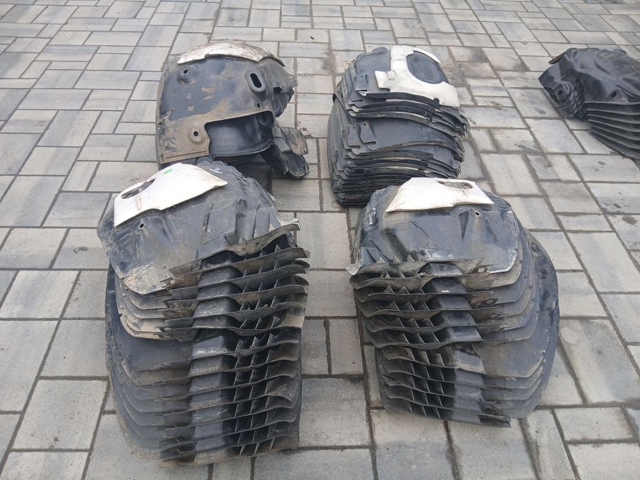 Підкрилок ,підкрилкі ,на Рено Сценик 3 Меган 3 Renault Megane 3