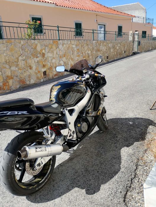 Vendo Honda cbr 900rr