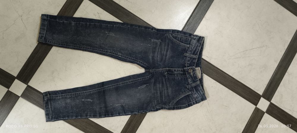 Віддам дитячі речі та взуття даром