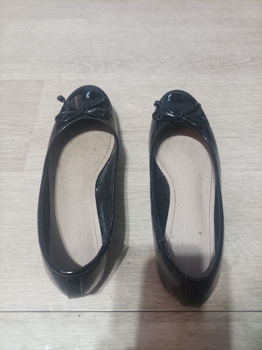 Baleriny damskie lakierowane roz.38
