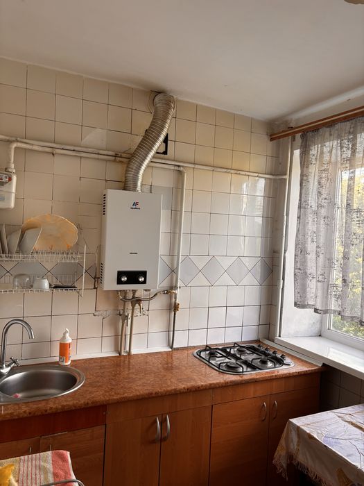 Продам 3-х кімнатну квартиру