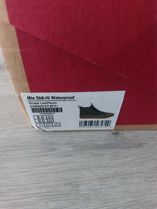 Nowe buty trampki skórzane wodoodporne r.40,5 Vans wysokie sk8