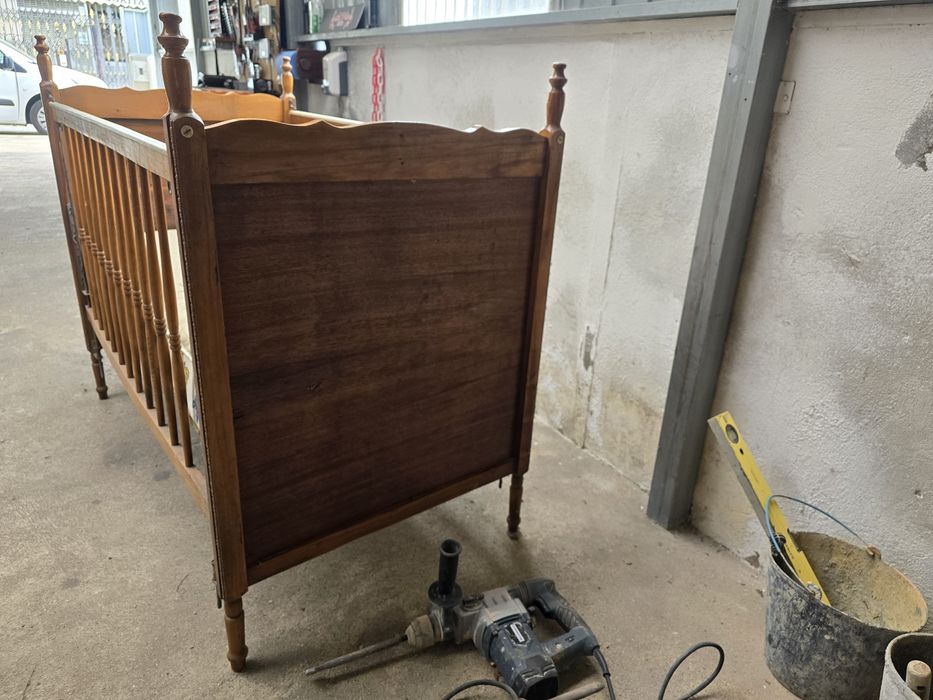 Cama com colchao para criança