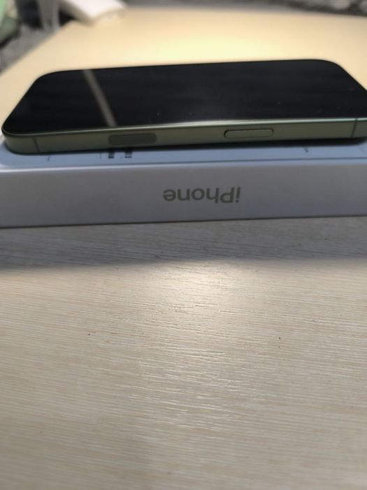 Продам Iphone 17