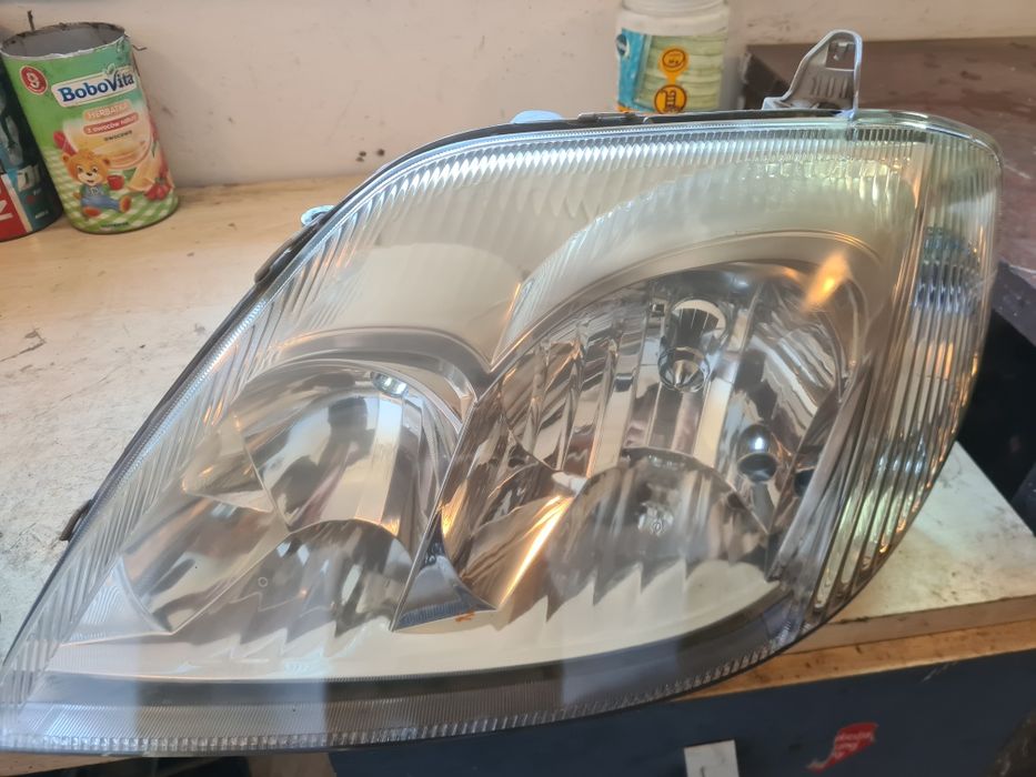 Lampy Toyota Corolla e12