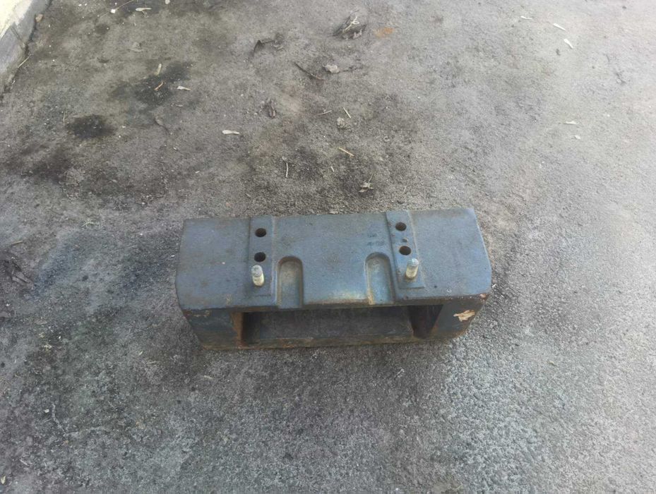 груз передний kubota