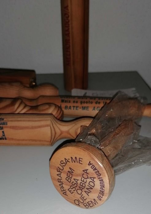 Peças madeira Ofertas Simbólicas, tudo por 5€