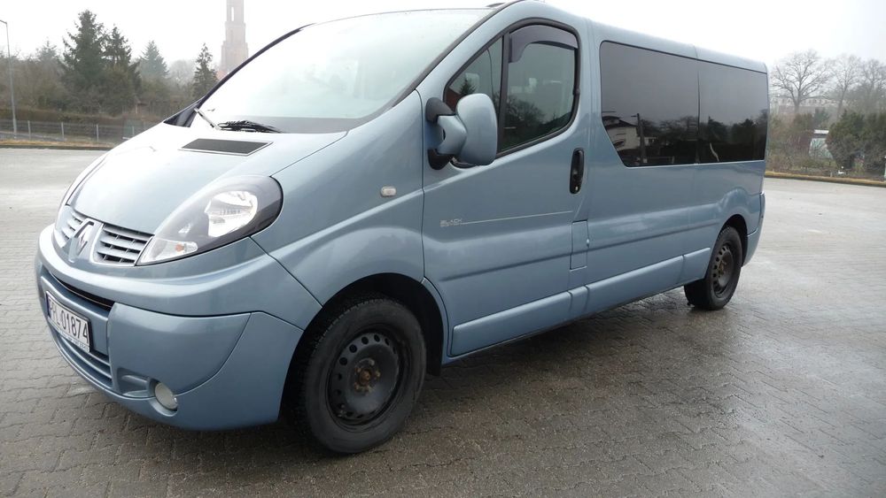 Renault Trafic Renault Trafic FAP Passenger Black Edition 9-osobowy