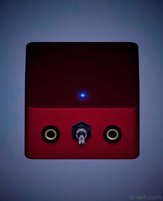 Przedwzmacniacz mikrofonu pomiarowego słuchawek IEM