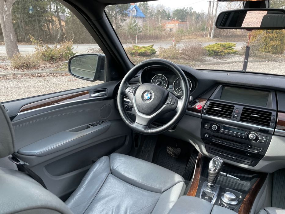 BMW X5 xDrive 2007r 4.8 Benzyna 7 Osobowa 360KM