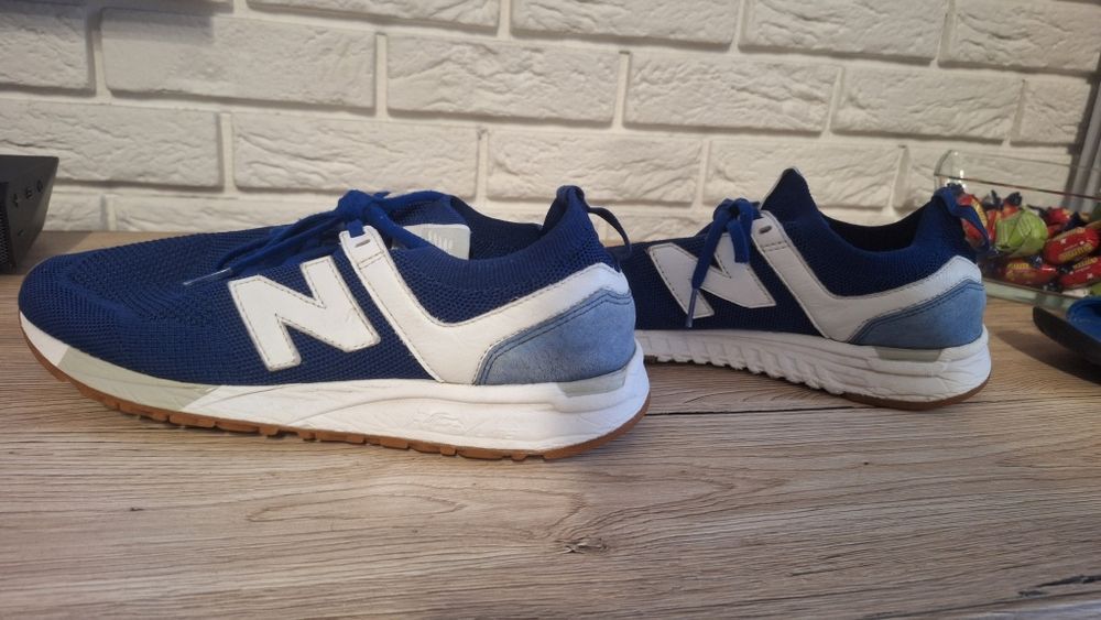 Buty sportowe New Balance r.43