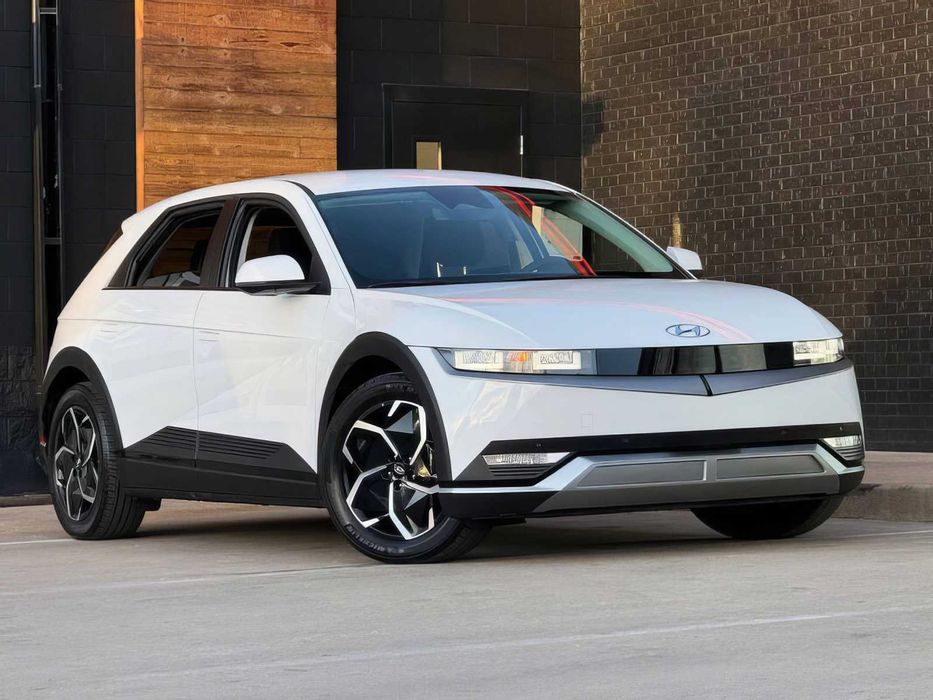 Hyundai Ioniq 5 SEL      2024