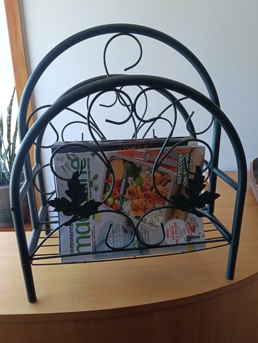 Porta Revistas em Ferro