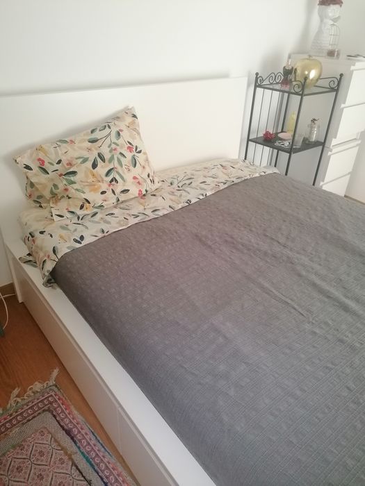 Cama/colchão Malm 140x200 gavetões
