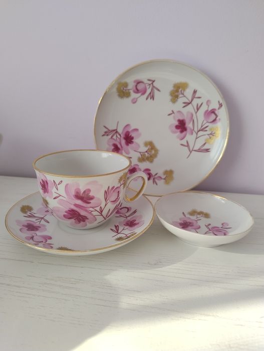 Колекційна чайна пара  ЛФЗ + 2 блюдця, ручний розпис, сервіз Сакура